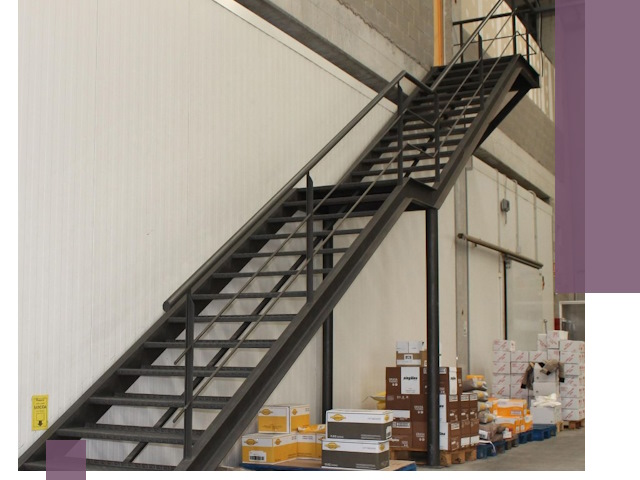 Лестницы для производства в Орле — изготовление и монтаж