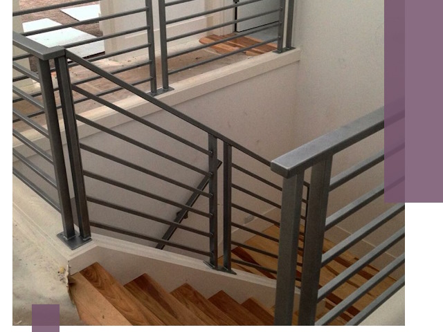 Изготовление поручней из металла и дерева в Орле